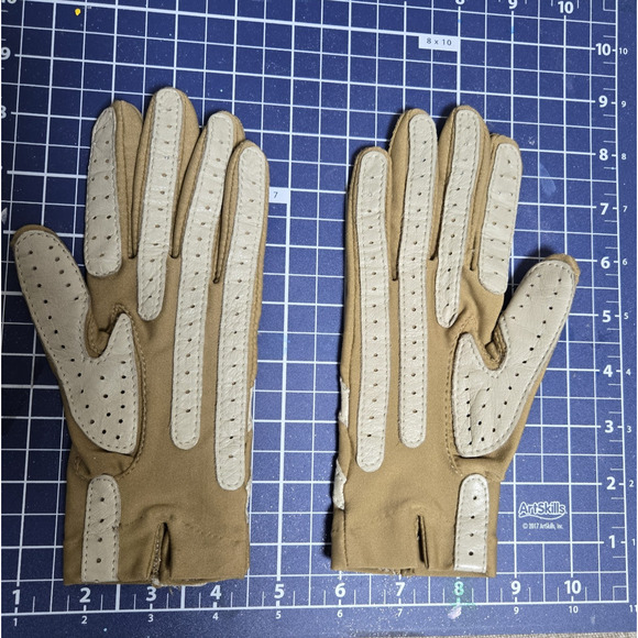 Vintage ISOTONER by Aris Women's Gloves Camel One Size Fits Most Unlined - Picture 3 of 7
